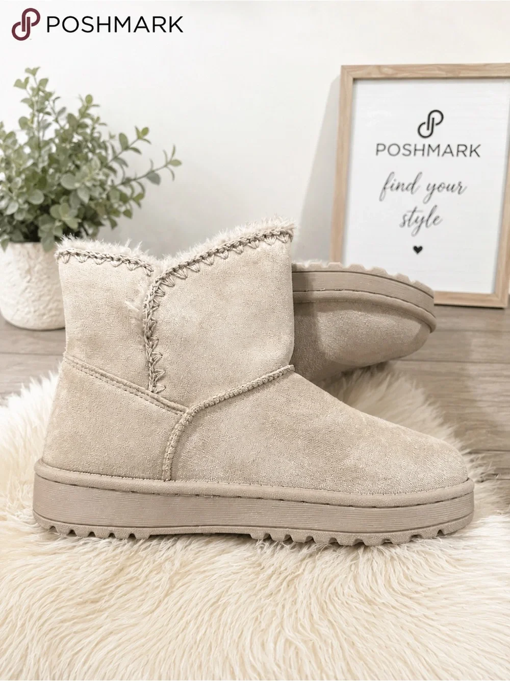 Kids Beige Suede Shearling-Trim Ankle Boots thereabouts size 2m